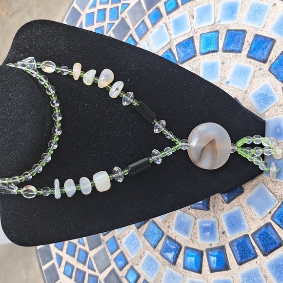 Stone Agate Glass Beaded Necklace - Picture 2 of 3